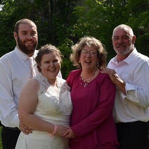 Meet your Posher, Leslie